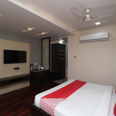 Oyo 29382 Golden Laurel Inn Deoria (Uttar Pradesh) Exterior photo
