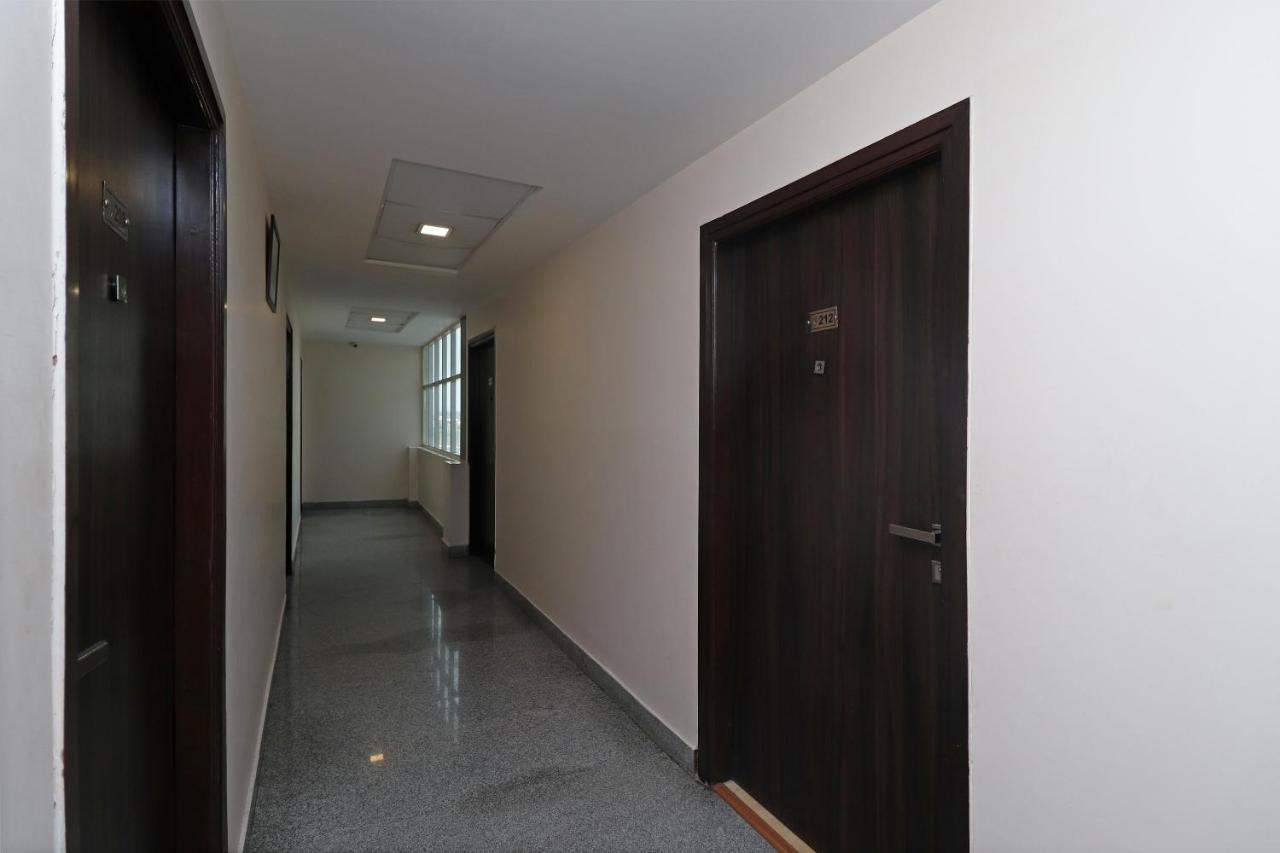 Oyo 29382 Golden Laurel Inn Deoria (Uttar Pradesh) Exterior photo