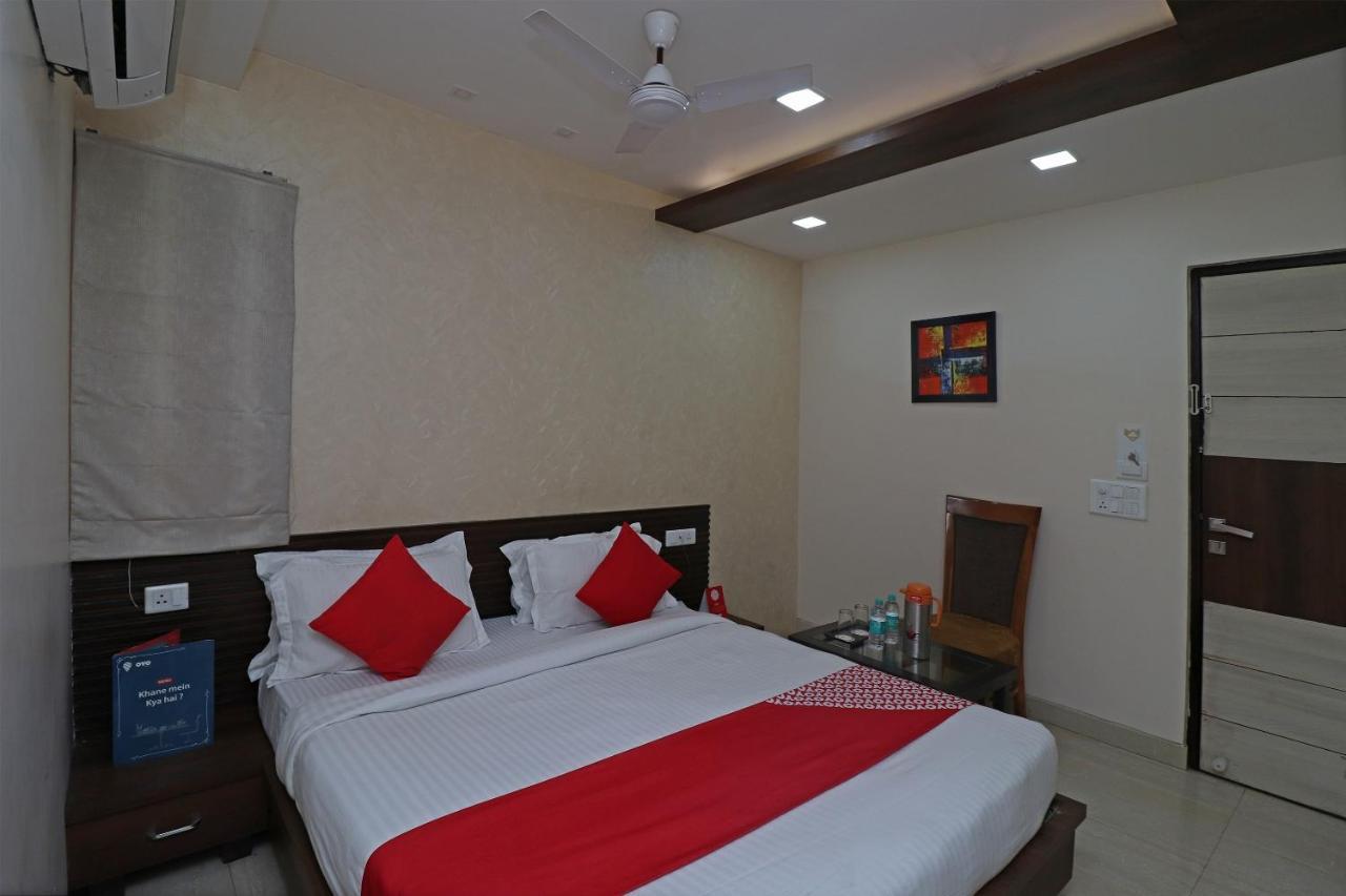 Oyo 29382 Golden Laurel Inn Deoria (Uttar Pradesh) Exterior photo