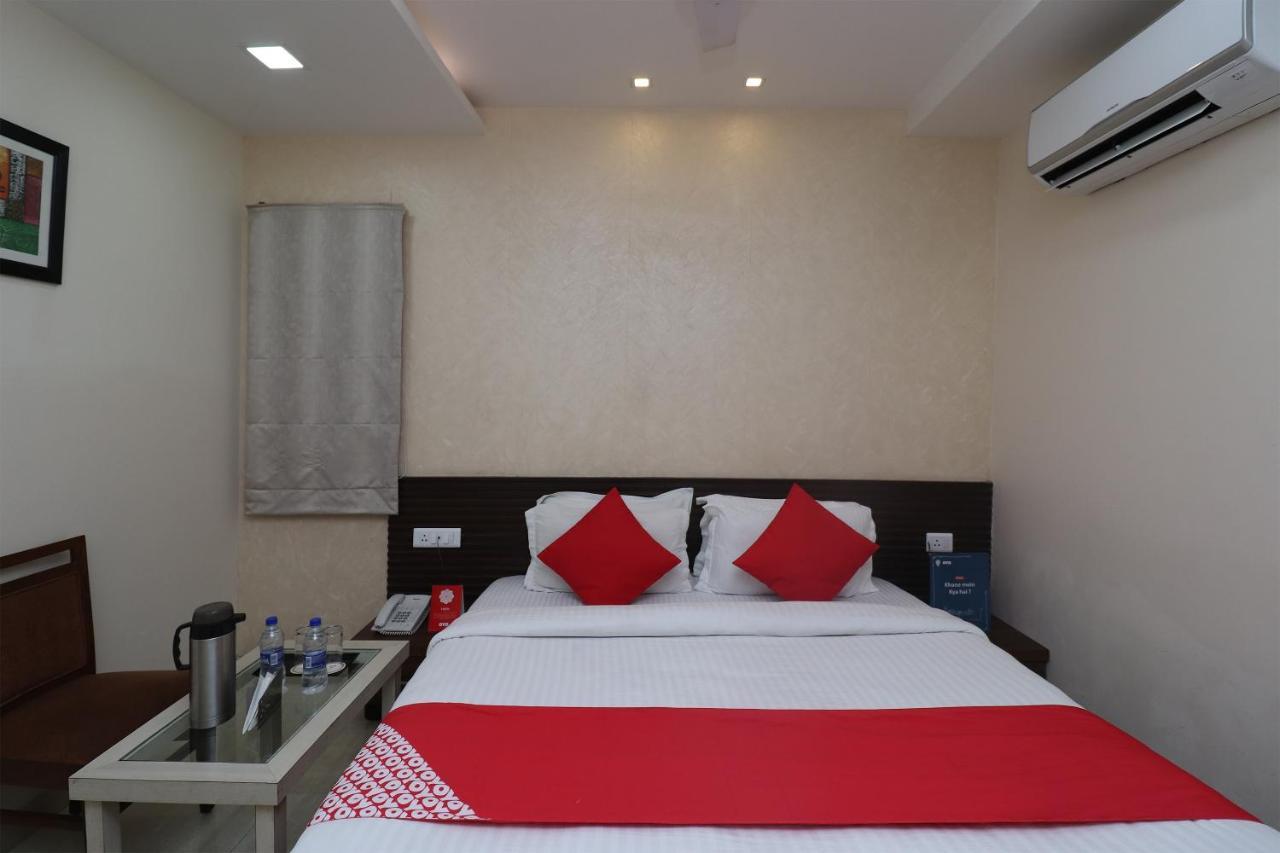 Oyo 29382 Golden Laurel Inn Deoria (Uttar Pradesh) Exterior photo